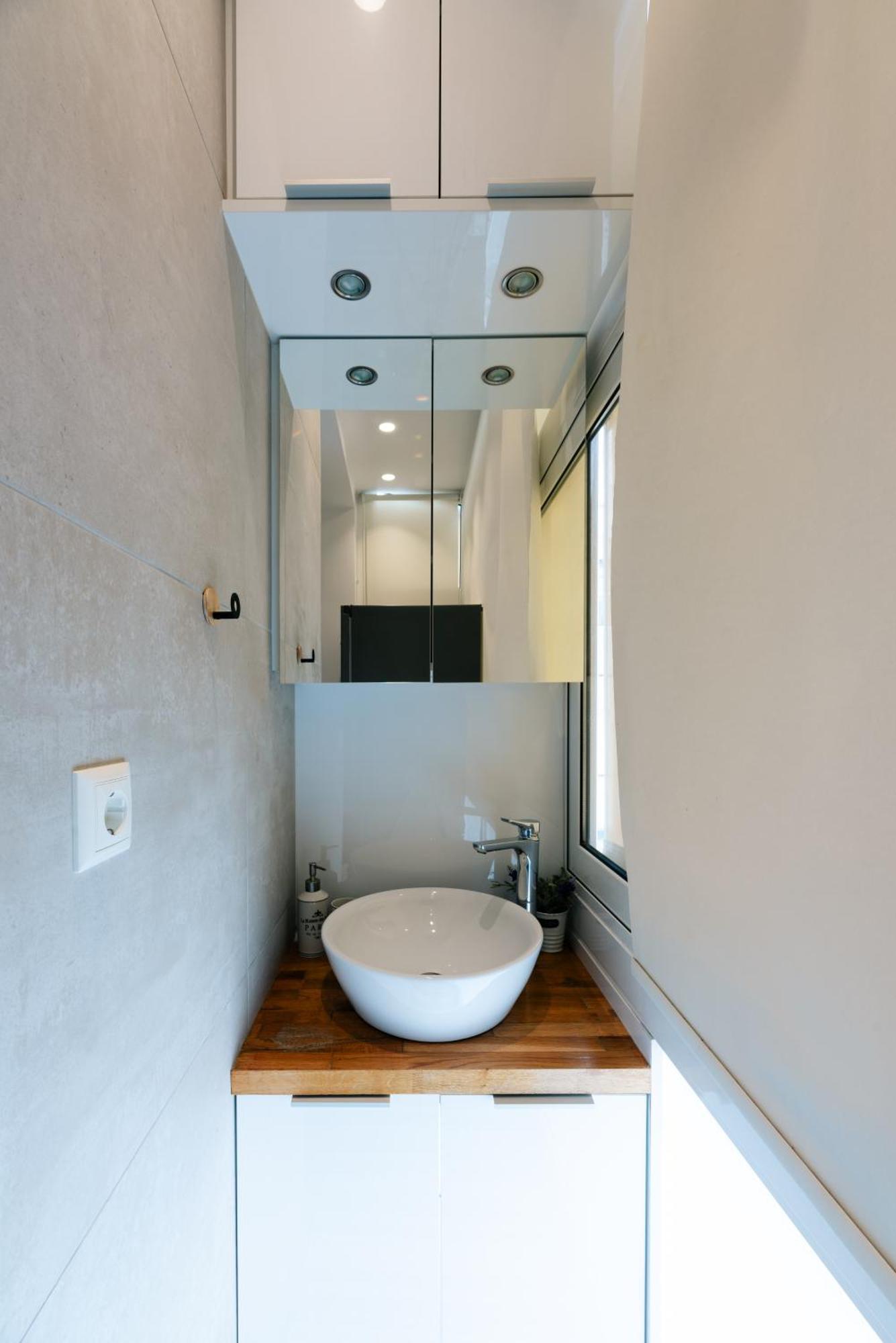 Modern Studio Apartment A 아테네 외부 사진